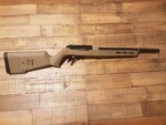 The completed 10/22 build minus a scope The 10/22 finished with the Brownells BRN-22 receiver, Ruger bolt, Ruger Bx Trigger, Ranger Carbon barrel and FDE Magpul Hunter X-22 stock