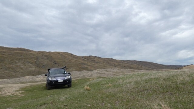 Parked up in the grasslands at the bottom of the Nevis Road. Parked up at the bottom of the Nevis Road