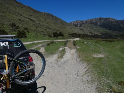 Hmm not sure why some people needed to make those other ruts. Showing some alternative paths people have taken